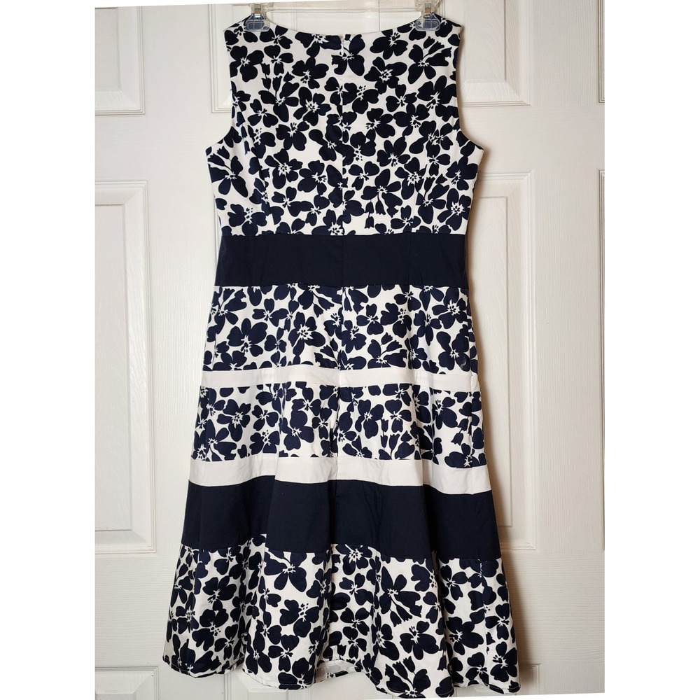 Black Label by Evan-Picone Navy White Floral Fit Flare Dress Size 8 Sleeveless - Picture 2 of 11